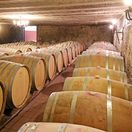 La Maison De Clement بيت للعطل