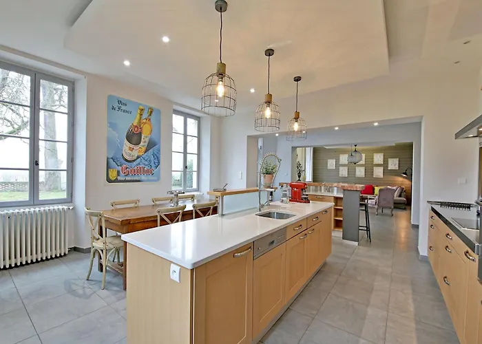 بيت للعطل La Maison De Clement *